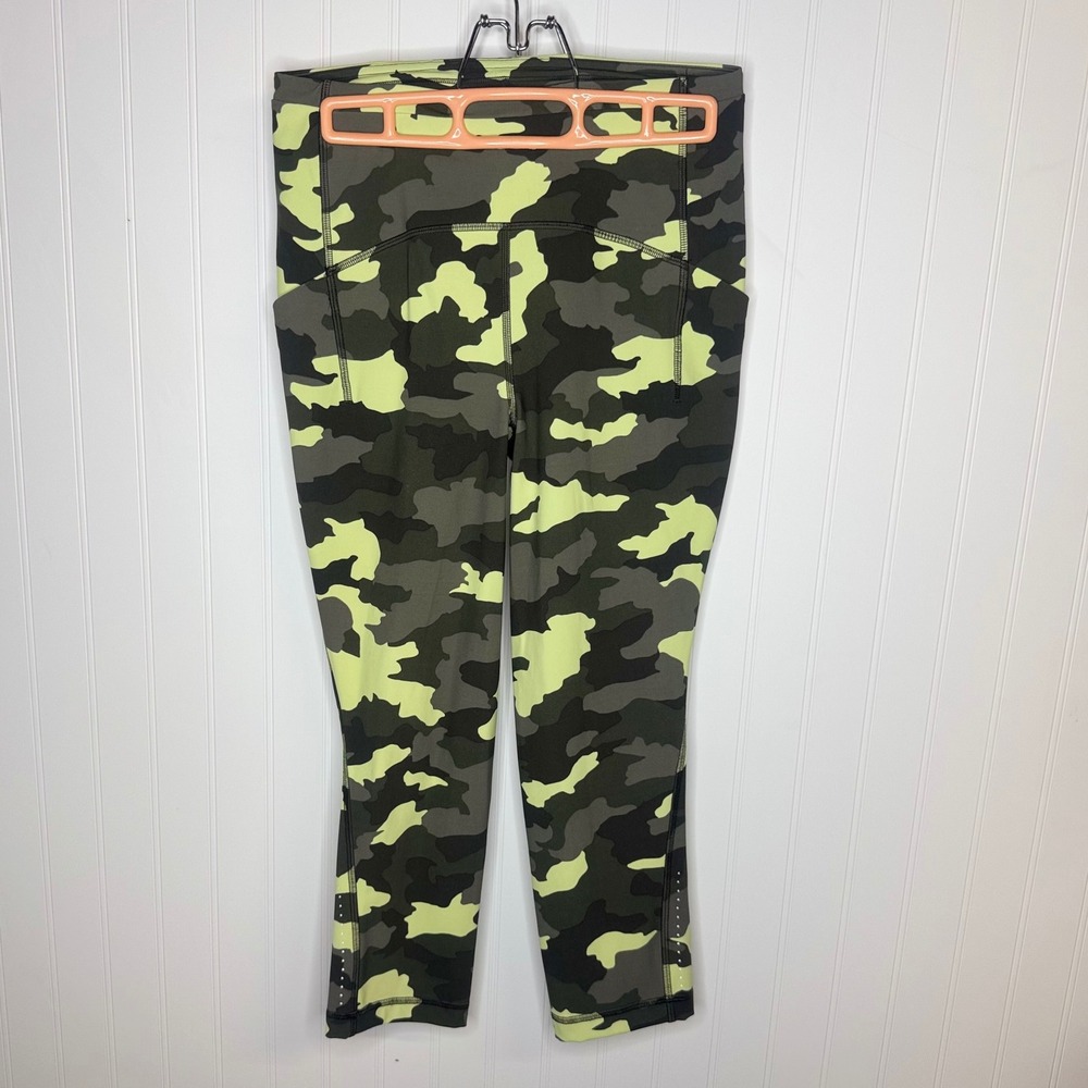 Lululemon Sz 6 Swift Speed HR Crop 21" Legging Heritage 365 Camo Crispin Green